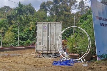 Tài xế bị container va trúng đầu tử vong ở Lâm Đồng