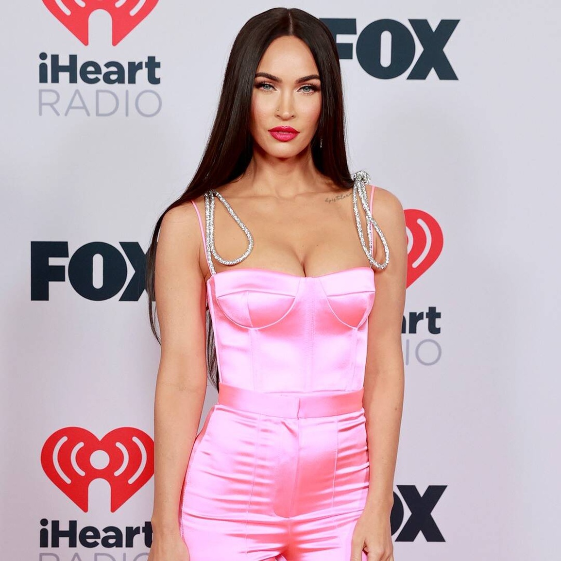 Sexy beauty Megan Fox was once insulted as a slut - 2