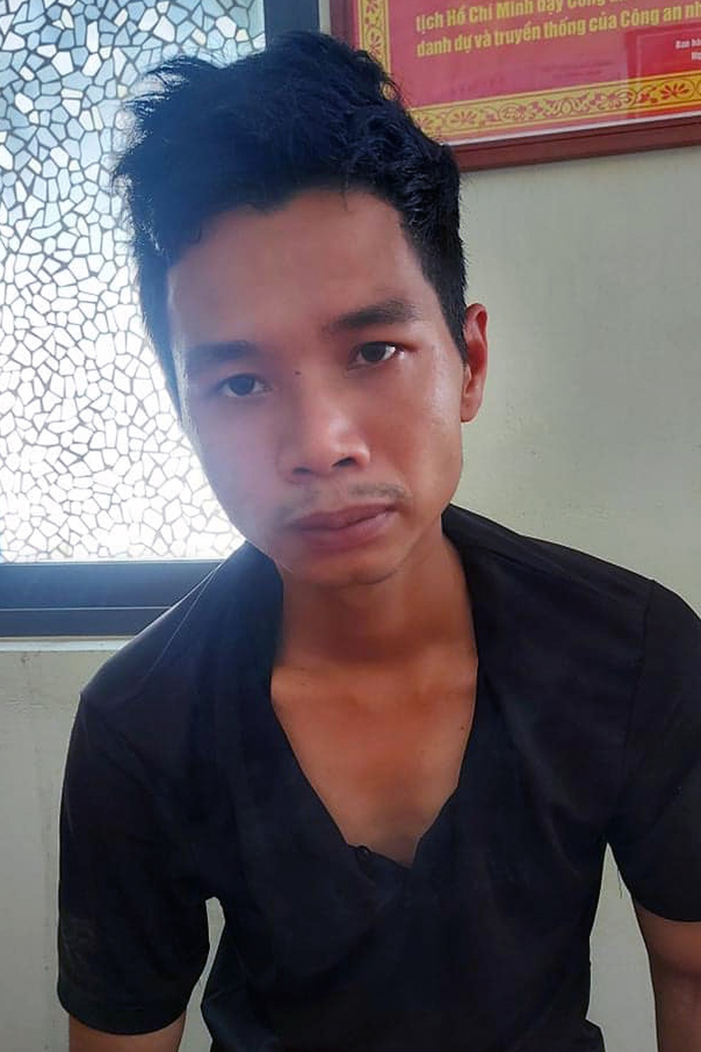 Hà Nội: Hành vi bất thường của nam thanh niên khi đi nhờ xe - 1 Hà Nội: Hành vi bất thường của nam thanh niên khi đi nhờ xe - 1