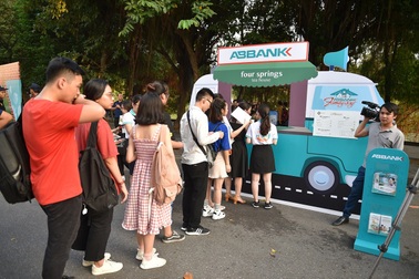 "Lời nhắn gửi của thanh xuân" thu hút gần 10.000 lượt người tham dự