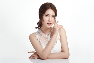 Nguyễn Hồng Nhung: Hành trình từ “gái quê” đến “Á khôi quốc dân”