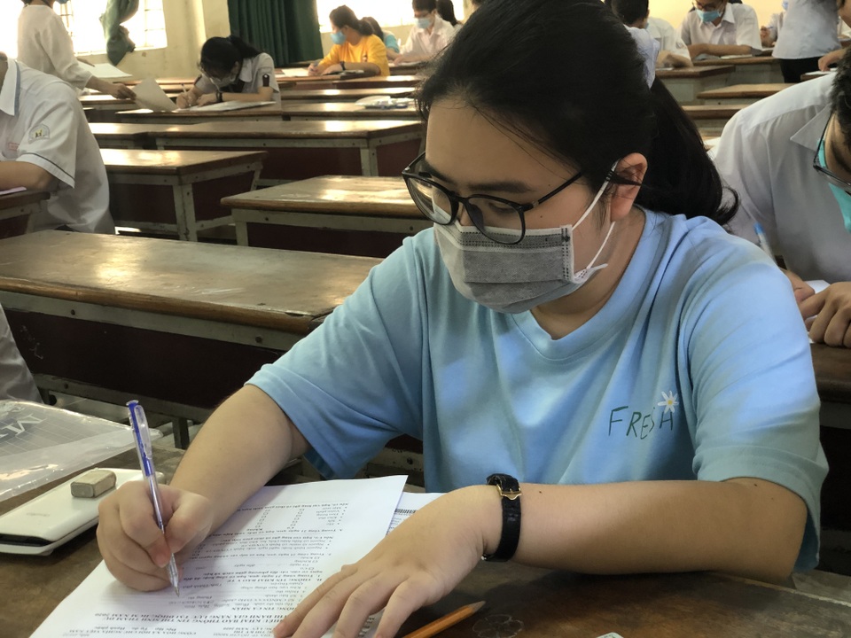 Thi tốt nghiệp 25, 26 điểm vẫn tiếp tục thi Đánh giá năng lực - 9