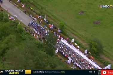 Cổ động viên gây tai nạn liên hoàn ở giải Tour de France bị truy nã