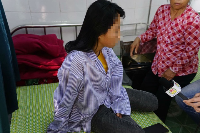 Hình phạt nào cho nhóm học sinh lột đồ, đánh hội đồng nữ sinh lớp 9 dã man? - Ảnh 2. Hình phạt nào cho nhóm học sinh lột đồ, đánh hội đồng nữ sinh lớp 9 dã man? - Ảnh 2.