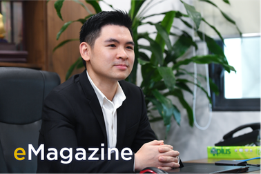 Những bí mật lần đầu hé lộ về Chủ tịch Hà Nội FC, con thứ hai "bầu" Hiển