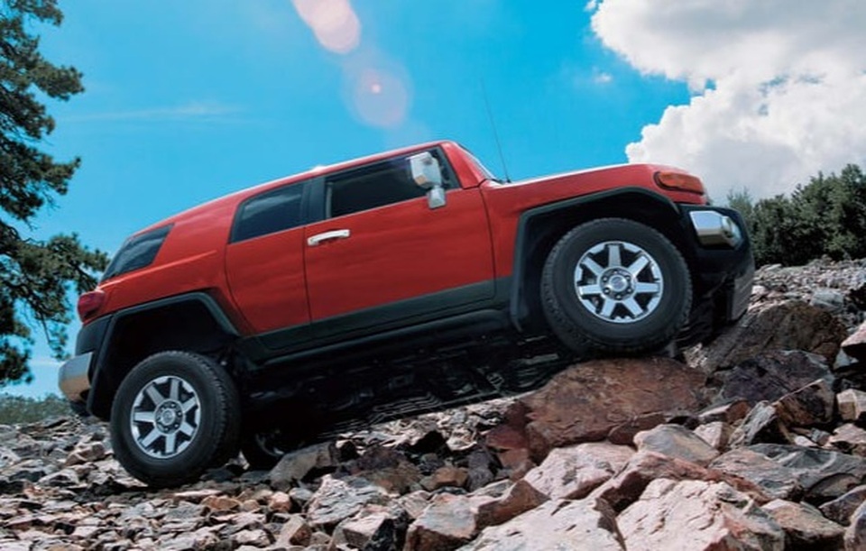 Toyota FJ Cruiser chưa thực sự bị khai tử - 4 Toyota FJ Cruiser chưa thực sự bị khai tử - 4