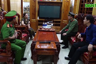 Khám xét nơi ở và truy bắt kẻ hành hung đại úy công an