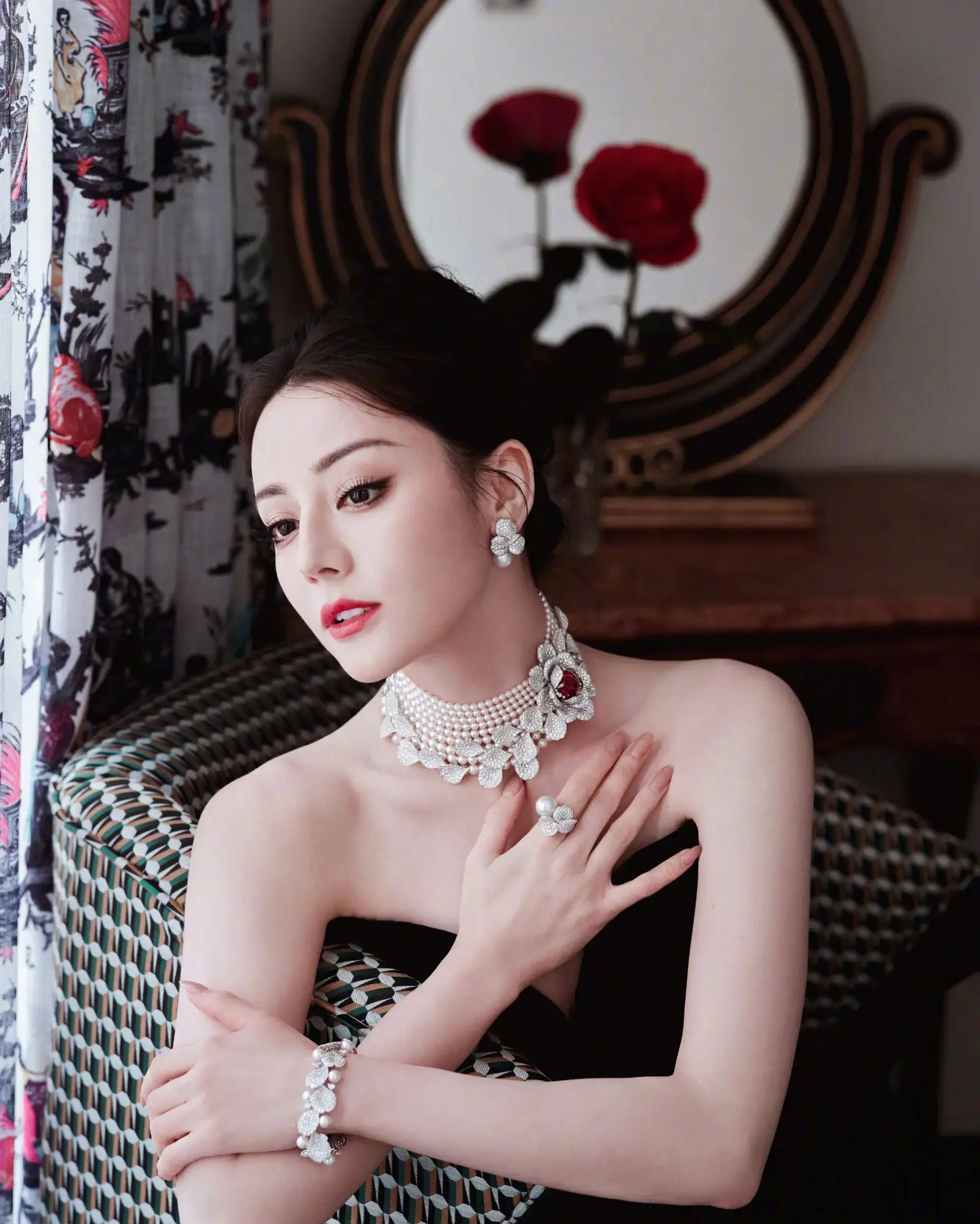 Địch Lệ Nhiệt Ba dẫn đầu xếp hạng các sao Trung Quốc mặc đẹp nhất tháng 7 - 2