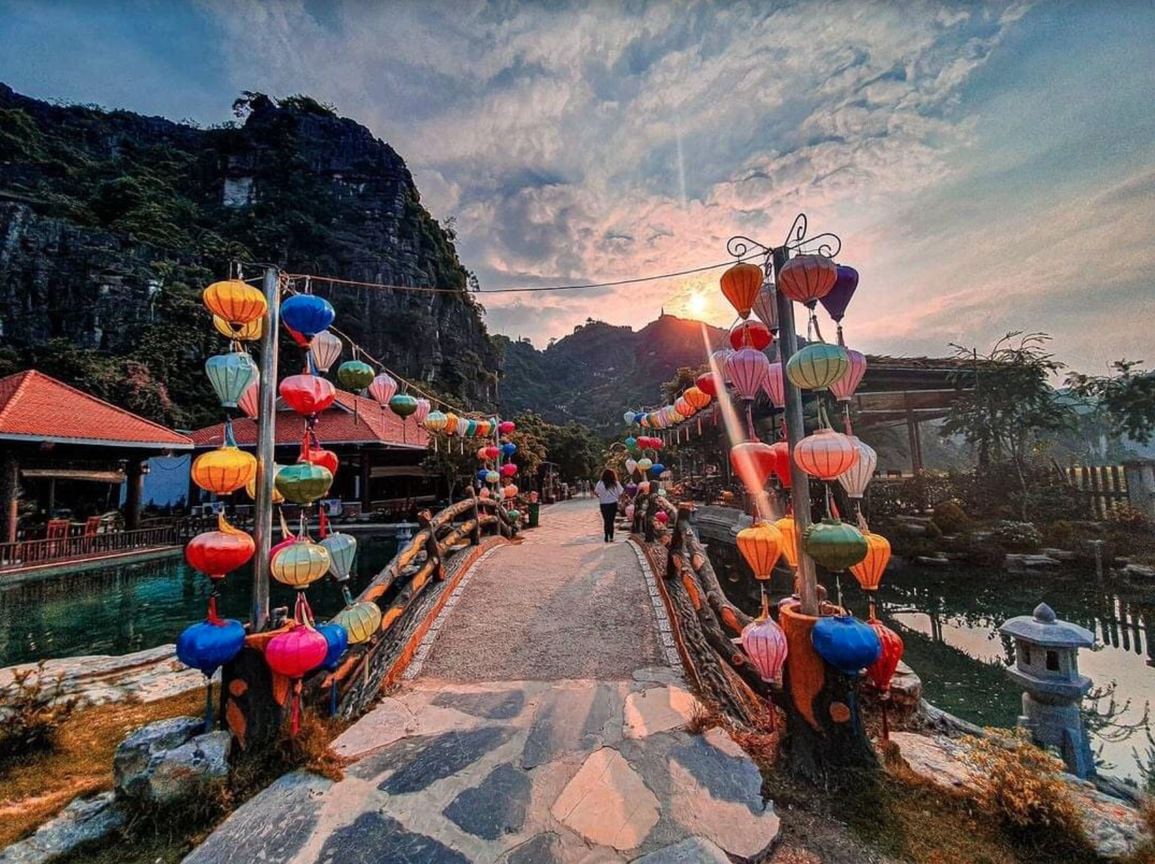 Những lưu ý khi đến Hang Múa vào dịp nghỉ lễ 30/4 - 1/5 - 3 Những lưu ý khi đến Hang Múa vào dịp nghỉ lễ 30/4 - 1/5 - 3