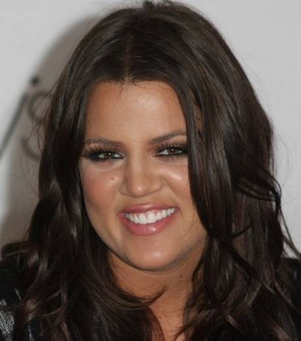 Ảnh áo tắm kém hoàn hảo của Khloe Kardashian bị lộ trên mạng - 5 Ảnh áo tắm kém hoàn hảo của Khloe Kardashian bị lộ trên mạng - 5
