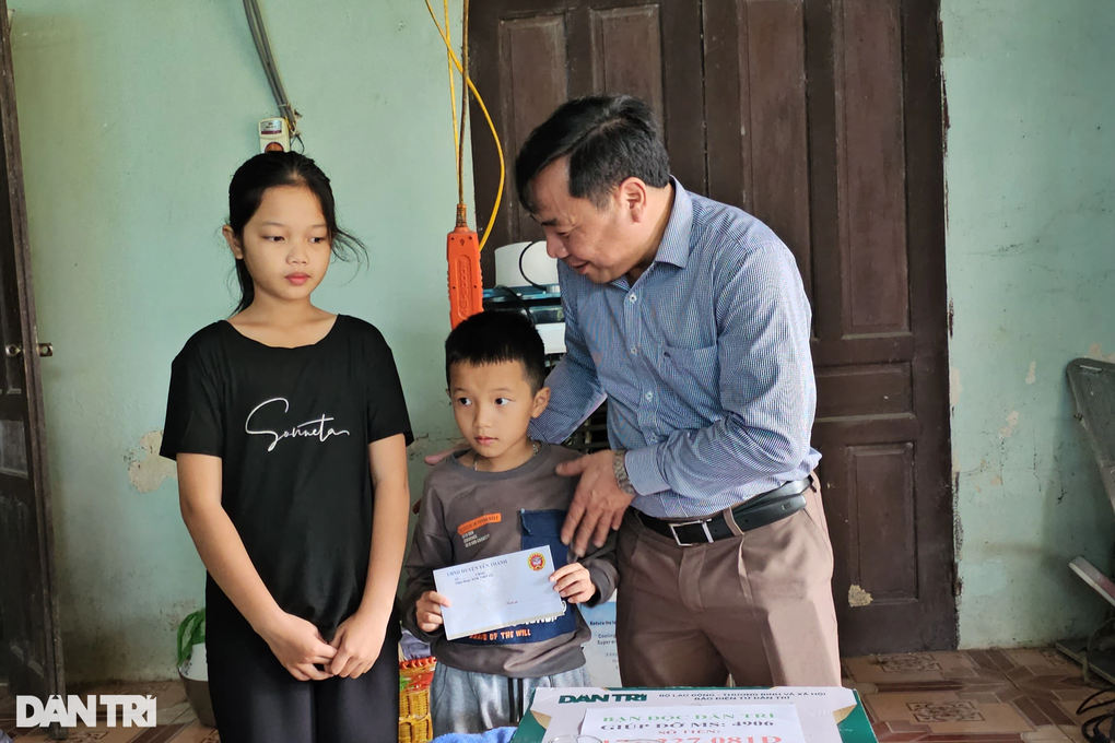 Bé trai hơn 2 tuổi bị ung thư đã ra đi mãi mãi - 3 Bé trai hơn 2 tuổi bị ung thư đã ra đi mãi mãi - 3