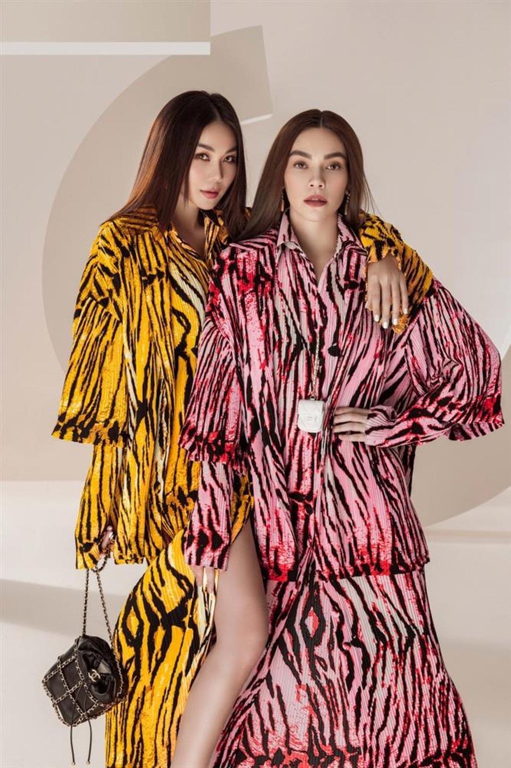 Khoảnh khắc như sinh đôi của Hồ Ngọc Hà - Thanh Hằng - 11