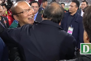 HLV Park Hang-seo ăn mừng chiến thắng trước U23 Thái Lan