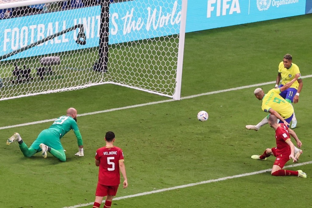Richarlison tạo siêu phẩm xe đạp chổng ngược, Brazil hạ gục Serbia - 1 Richarlison tạo siêu phẩm xe đạp chổng ngược, Brazil hạ gục Serbia - 1