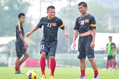 Sông Lam Nghệ An giữ chân thành công Trọng Hoàng