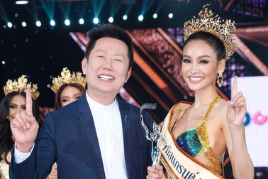 Tranh cãi treo thưởng vương miện cho thí sinh "chốt" đơn bán hàng giỏi nhất