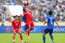 U23 Thái Lan đánh bại U23 Indonesia trong trận cầu "mưa" thẻ đỏ