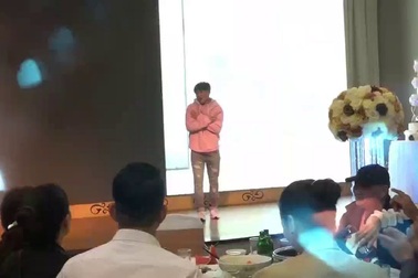 Chuyện tình yêu đẹp sau màn “mượn đám cưới bạn cầu hôn”