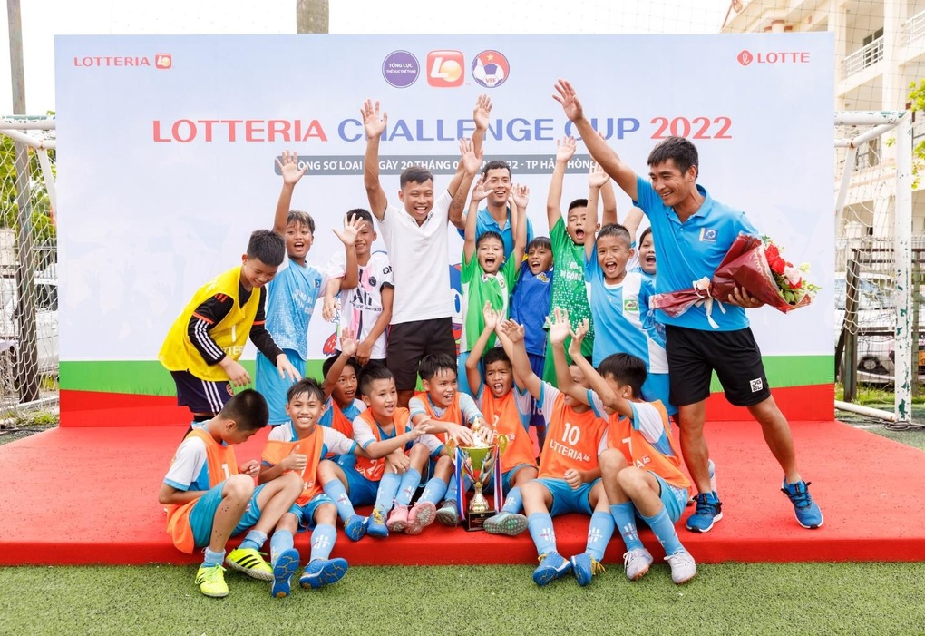 Nửa chặng đường vòng loại Lotteria Challenge Cup 2022: Sôi động và kịch tính từng giây - 4 Nửa chặng đường vòng loại Lotteria Challenge Cup 2022: Sôi động và kịch tính từng giây - 4