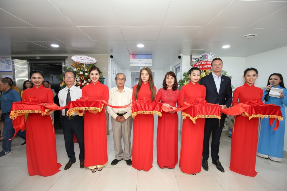 Bệnh viện Vạn Hạnh triển khai kỹ thuật DSA hiện đại - 1 Bệnh viện Vạn Hạnh triển khai kỹ thuật DSA hiện đại - 1