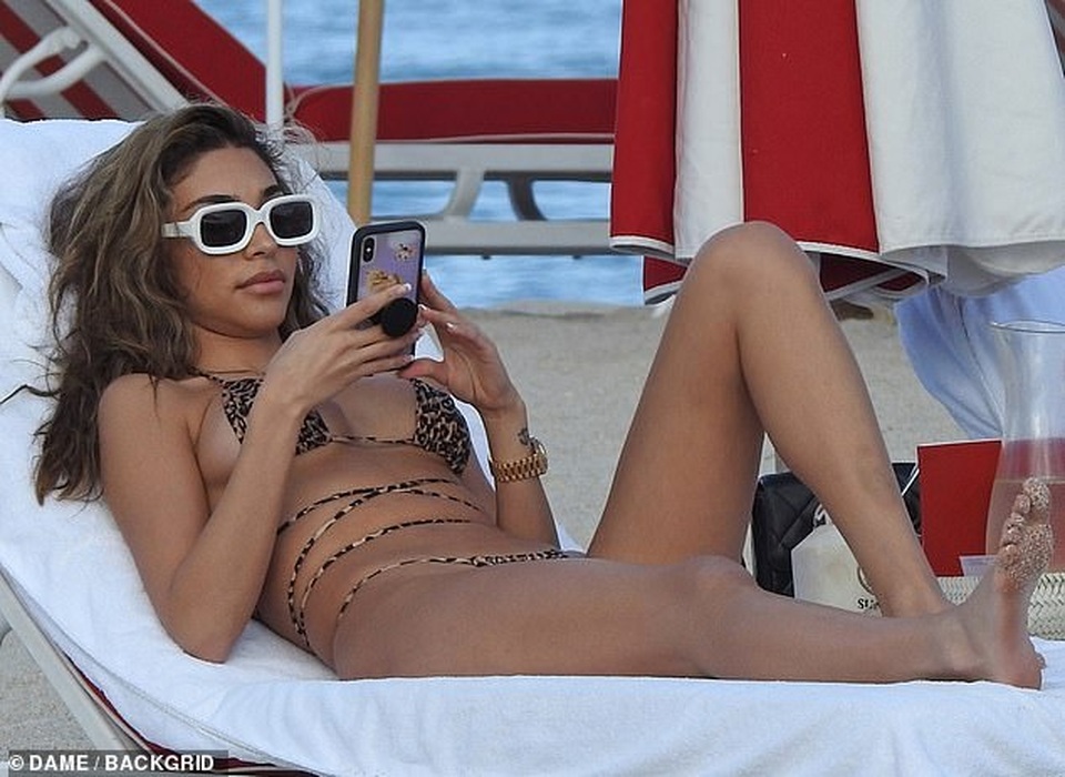 Tình cũ Justin Bieber bốc lửa trên biển - 6 Tình cũ Justin Bieber bốc lửa trên biển - 6