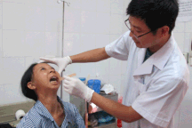 Vất vả phục hồi chức năng cho ca phẫu thuật hàm răng dính chặt