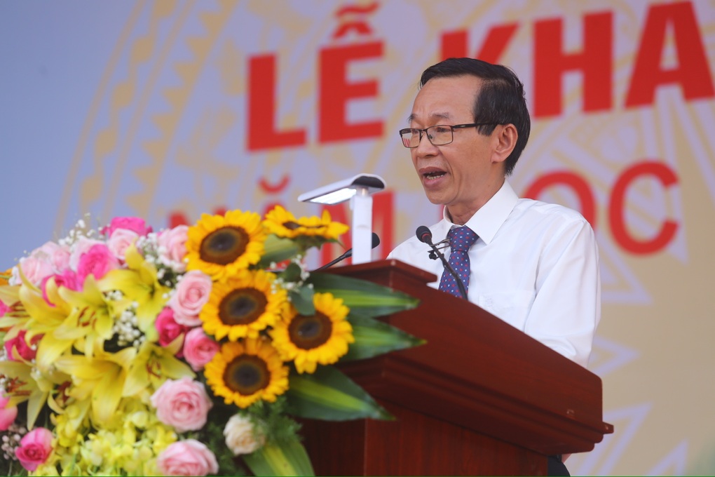Sinh viên chỉ kêu ca, làm anh hùng bàn phím có bớt đói nghèo không? - 1 Sinh viên chỉ kêu ca, làm anh hùng bàn phím có bớt đói nghèo không? - 1