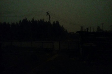 Kỳ lạ bầu trời tối đen như mực lúc 8h sáng ở Siberia