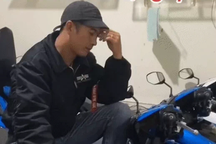 Du khách tăng, dịch vụ vẫn ế, chủ tiệm xe thuê thắp nhang cầu... trời