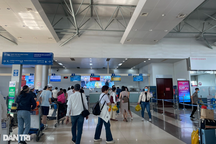 Người dân có thể dùng tài khoản định danh điện tử làm thủ tục lên máy bay