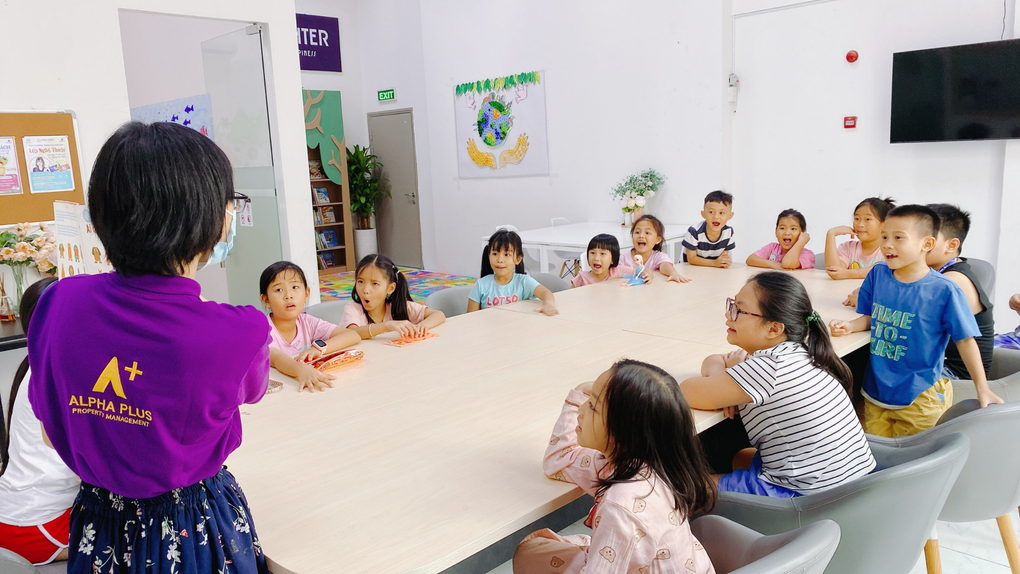 Cuộc sống mới bên vịnh Hạ Long - 4 Cuộc sống mới bên vịnh Hạ Long - 4