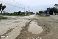 Dân kêu cứu vì đoạn đường "nát như tương”