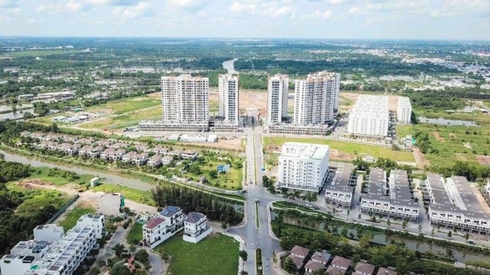 Giá chung cư TP.HCM có thể tăng 9%: Người mua nhà càng thêm gánh nặng - 2 Giá chung cư TP.HCM có thể tăng 9%: Người mua nhà càng thêm gánh nặng - 2