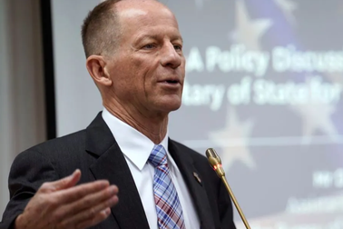 Mỹ kêu gọi ASEAN đồng lòng ngăn Trung Quốc quân sự hóa Biển Đông