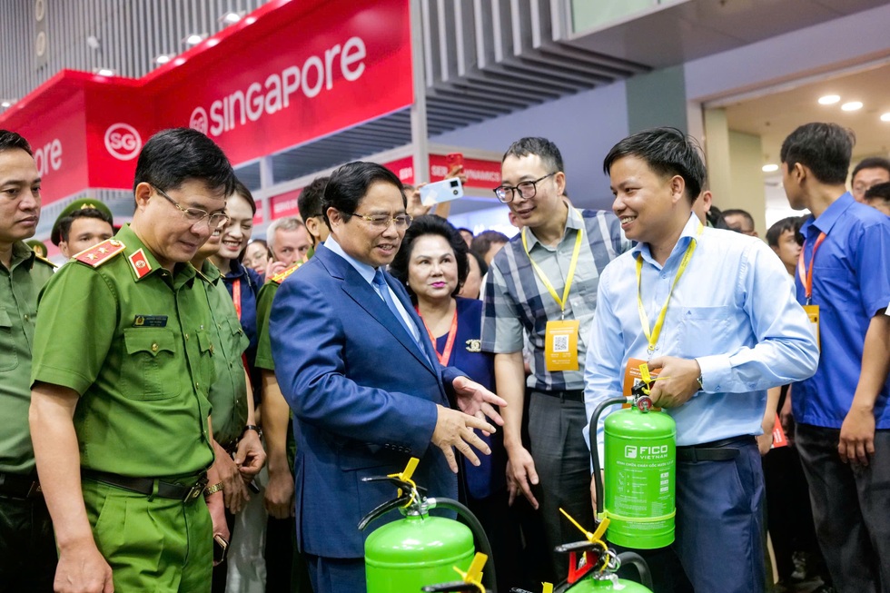 Thủ tướng: Cần khẩn trương xây dựng đề án ngăn chặn, kéo giảm các vụ cháy - 3 Thủ tướng: Cần khẩn trương xây dựng đề án ngăn chặn, kéo giảm các vụ cháy - 3