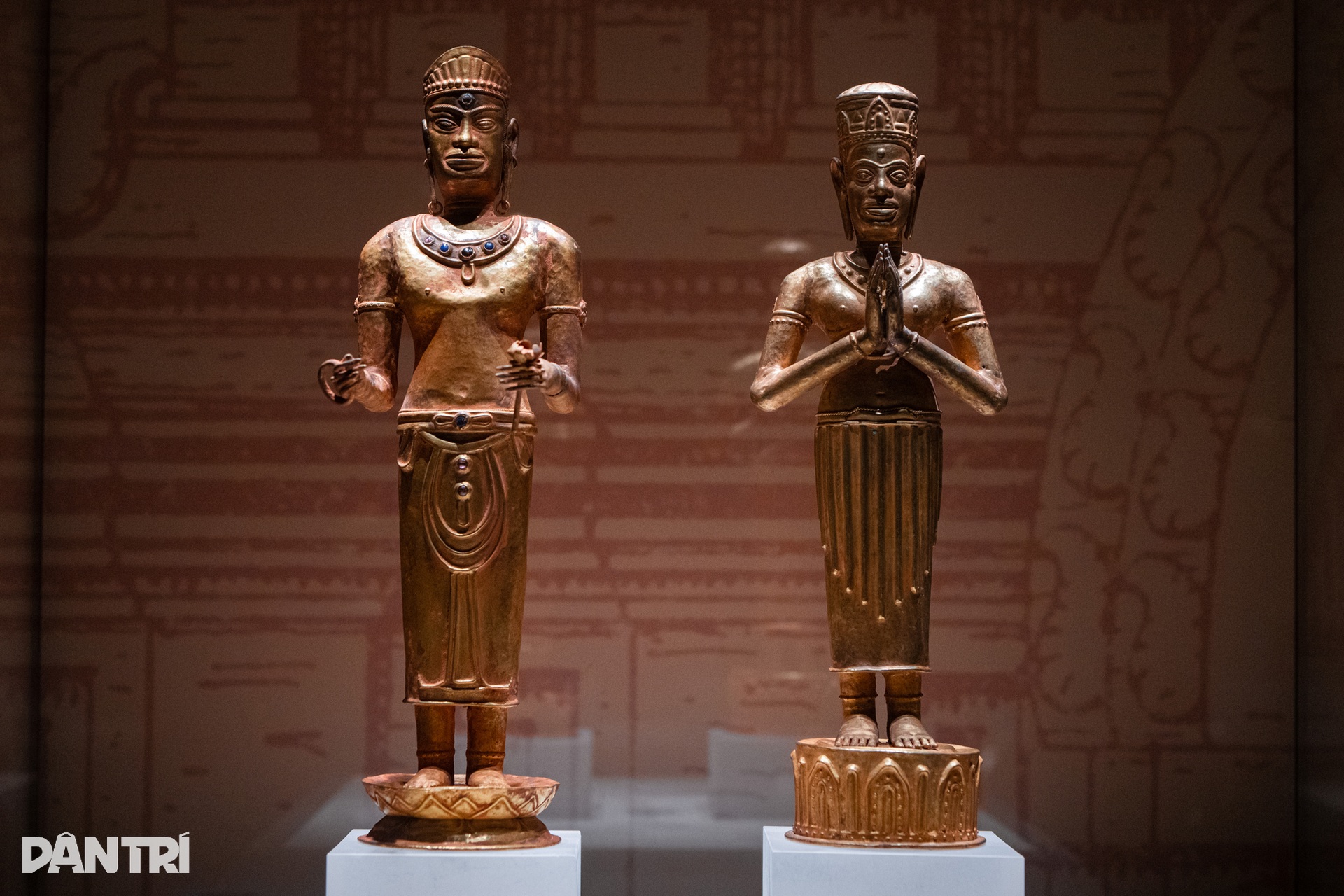 Lần đầu người dân Thủ đô được chiêm ngưỡng tượng đồng Nữ thần Durga - 11 Lần đầu người dân Thủ đô được chiêm ngưỡng tượng đồng Nữ thần Durga - 11