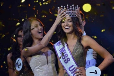 Hoa hậu Ukraina bị tước vương miện