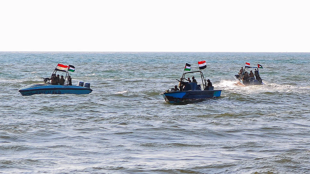 Houthi lần đầu phóng xuồng tự sát, Biển Đỏ tái diễn kịch bản Biển Đen? - 1 Houthi lần đầu phóng xuồng tự sát, Biển Đỏ tái diễn kịch bản Biển Đen? - 1