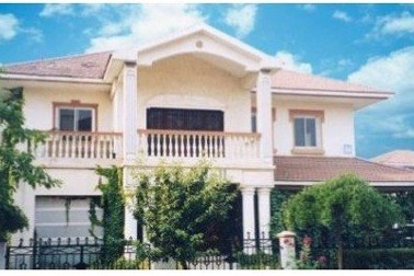 Ngắm biệt thự hạng sang của vợ chồng Vương Phi 