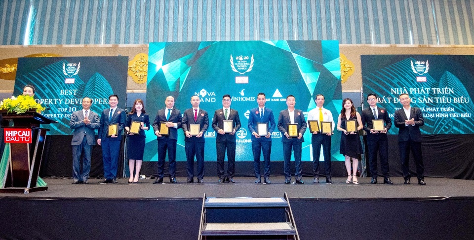 Gotec Land vinh danh giải thưởng Top 10 Nhà phát triển Bất động sản tiêu biểu 2020 - 1 Gotec Land vinh danh giải thưởng Top 10 Nhà phát triển Bất động sản tiêu biểu 2020 - 1