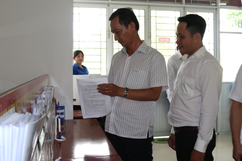 Xã, phường mới “khát” công chức có trình độ kế toán, công nghệ thông tin - 4 Xã, phường mới “khát” công chức có trình độ kế toán, công nghệ thông tin - 4