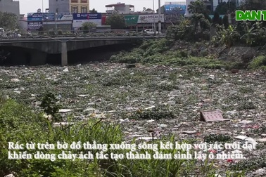 Hà Nội: Đống ngổn ngang khiếp đảm trên dòng sông Nhuệ