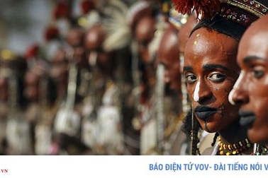 Kỳ lạ: Nơi đàn ông tự hào vì đẹp trai, phụ nữ được lấy nhiều chồng