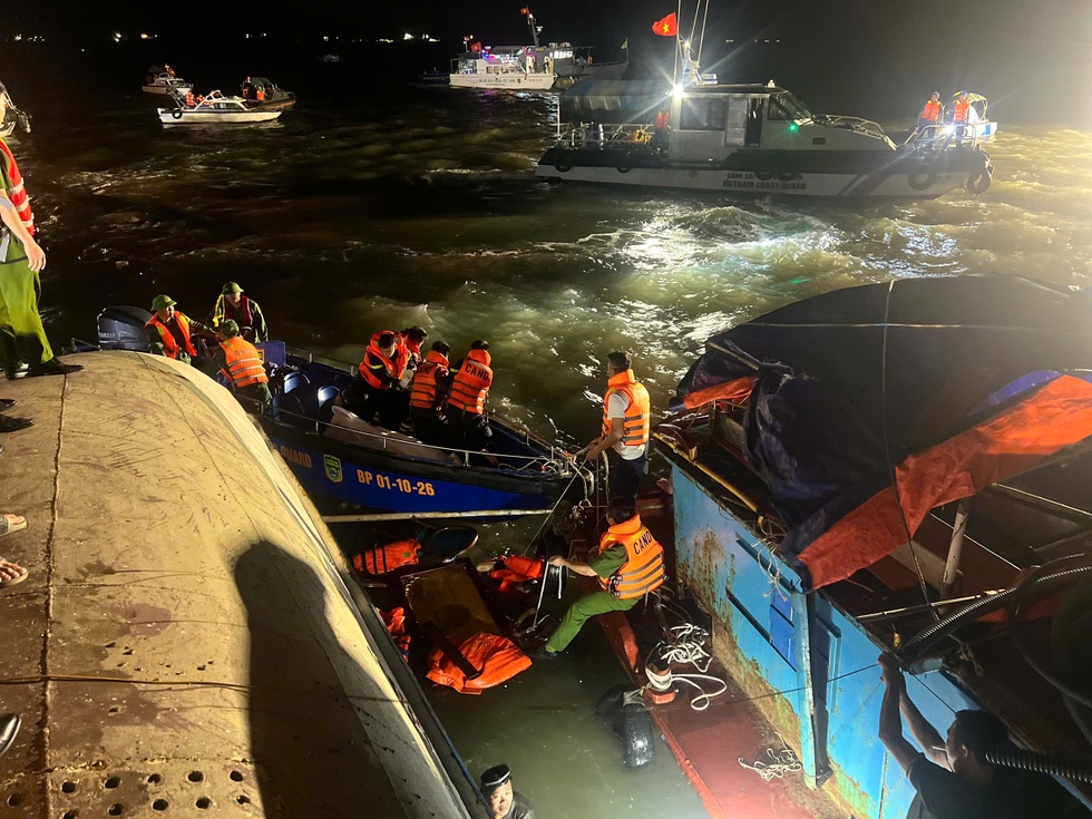 Tín hiệu cấp cứu khẩn cấp ở đâu trong vụ tàu Vịnh Xanh 58 lật úp? - 4