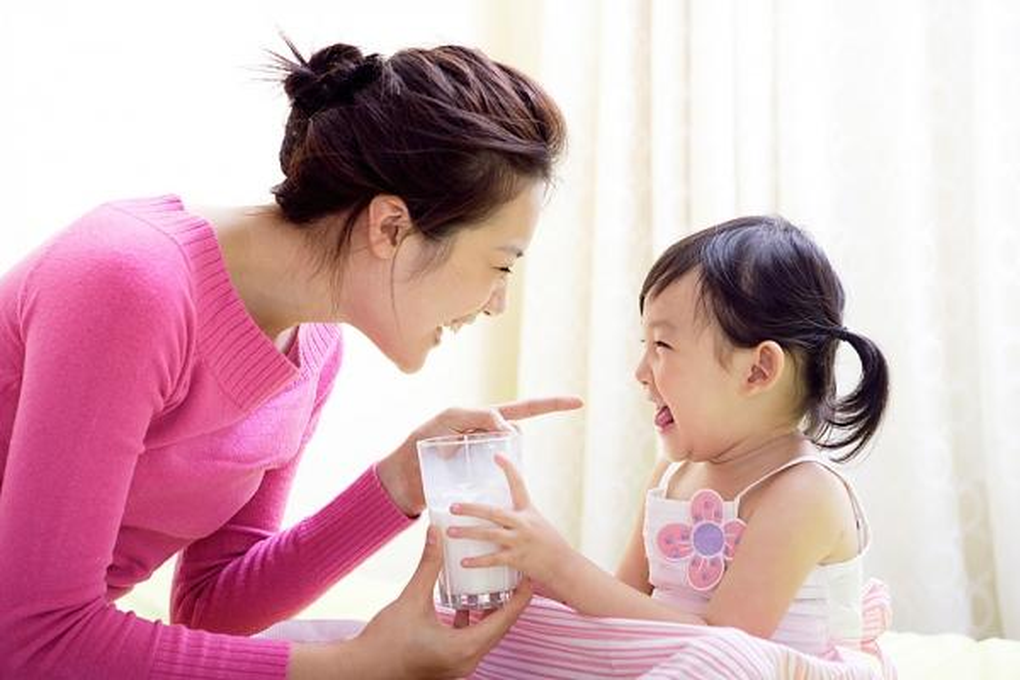 DHA Canxibone Gold hỗ trợ bổ sung canxi cho phụ nữ mang thai - 3 DHA Canxibone Gold hỗ trợ bổ sung canxi cho phụ nữ mang thai - 3