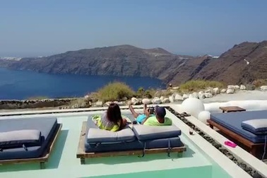 Trăng mật ở Santorini