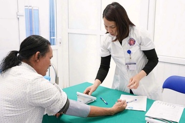 Bộ Y tế: Đẩy mạnh bệnh viện vệ tinh, khám chữa bệnh từ xa