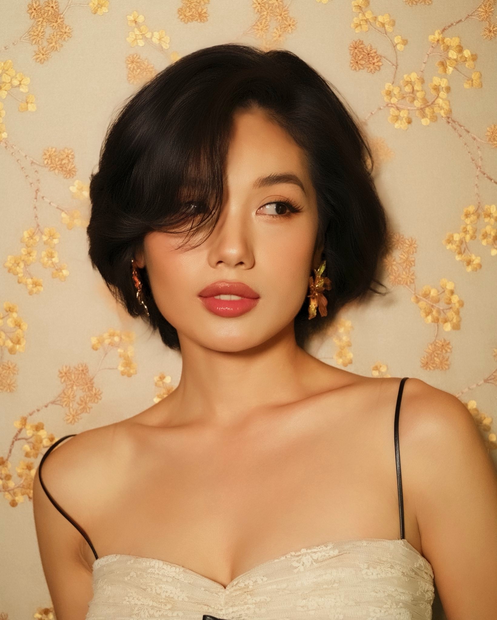 Nữ tiếp viên Trâm Anh: Vẻ ngoài gợi cảm, từng là á quân 7 năm trước - 8