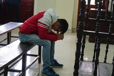 Thông dịch viên “cõng” án treo trộm tiền của ông chủ Hàn Quốc