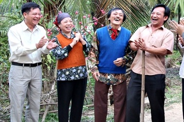 “Hài Tết đừng “cù” khán giả bằng những cái cười gượng gạo”